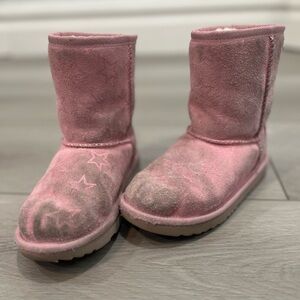 Ugg Classic II Iridescent Stars Boot Dusty Orchid/Pink Iridescent